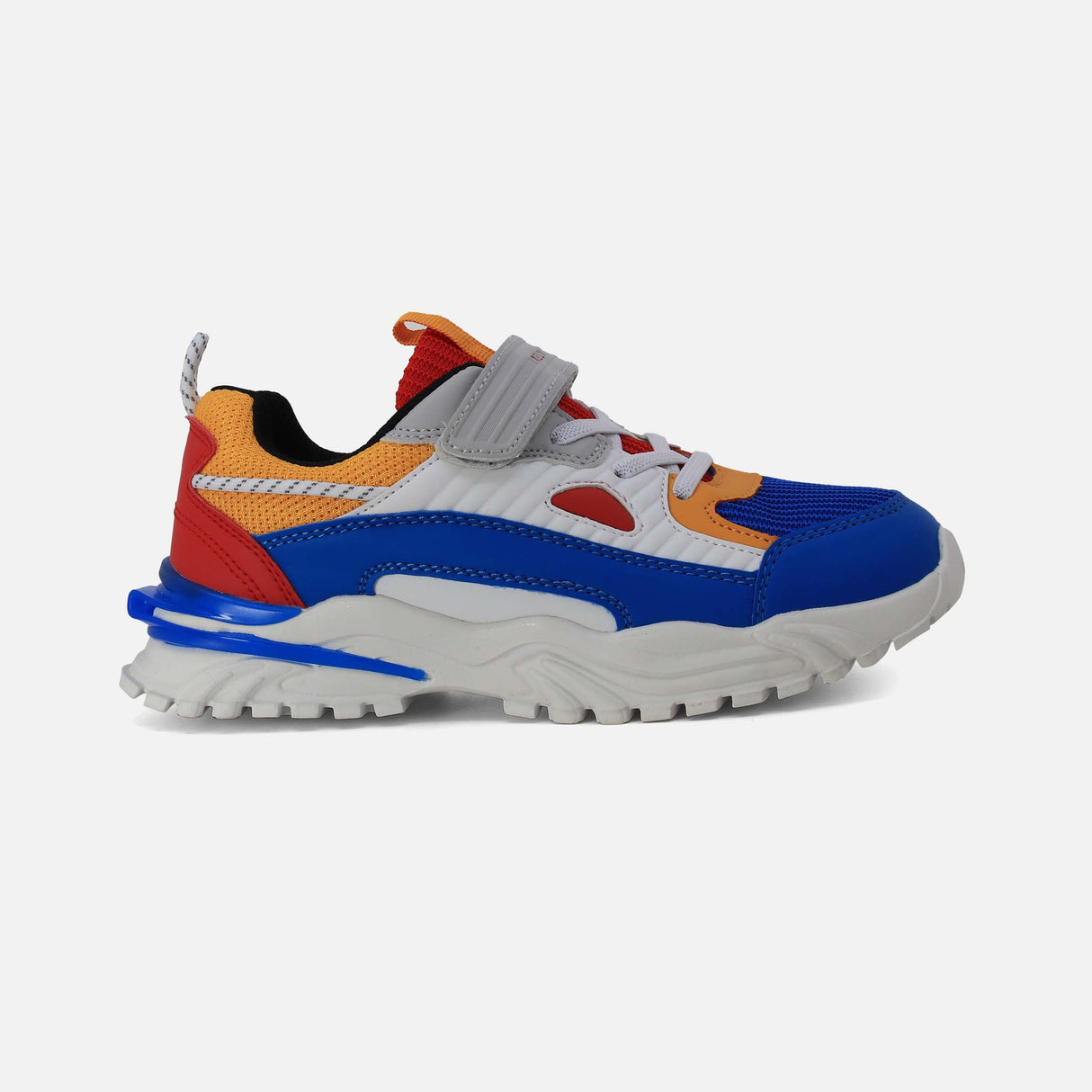 حذاء رياضي أولادي