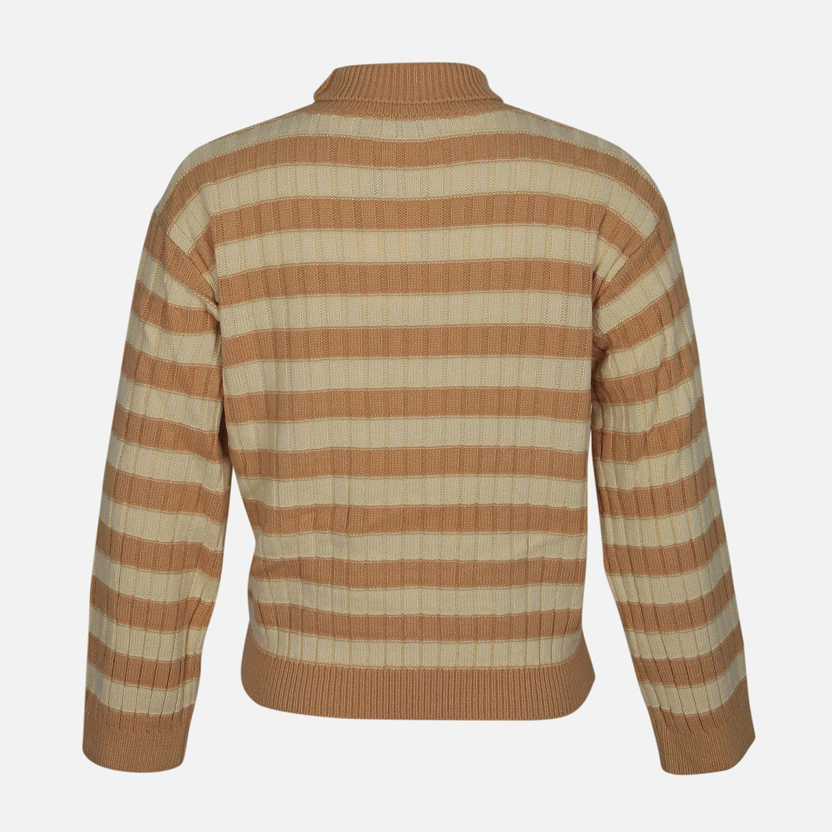 سويتر نسائي بياقة عالية