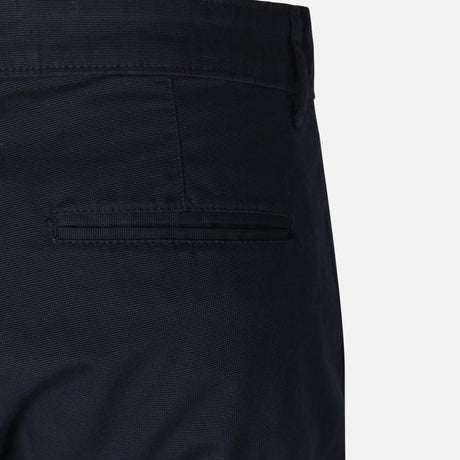Men Cross Pocket Chino Pants